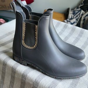 Jack Rogers Rain Boots
